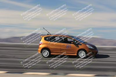 media/Jan-04-2026-SCCA SD (Sun) [[defc442887]]/3-Intermediate 2 group/Session 2 Bowl Speed Pans/